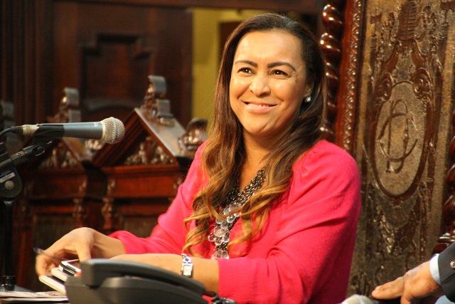 tia-ju-prb-apresenta-prestacao-de-contas-do-seu-primeiro-ano-de-mandato-na-alerj-foto-edir-lima-15-12-15-01