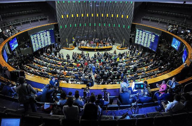 marcio-marinho-prb-ba-sim-ao-impeachment-foto2-douglas-gomes-17-4-2016