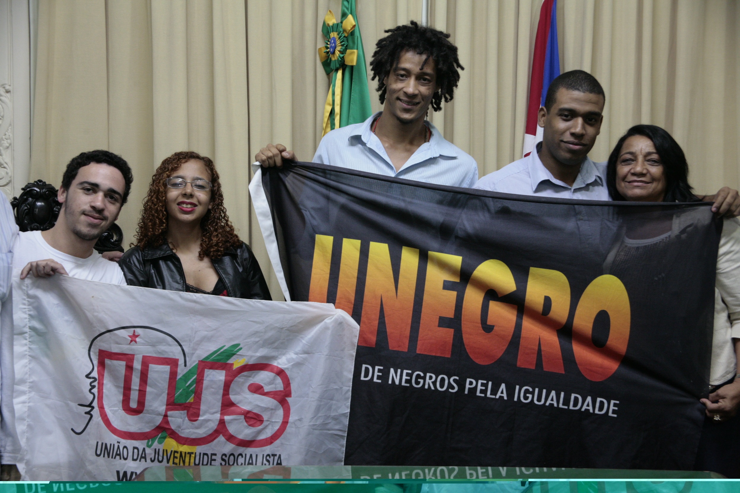 Foto bandeira Unegro