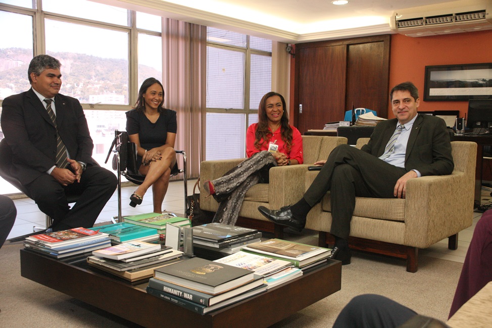 08-06-2015 reunião chefe de policia Fernando veloso (2)