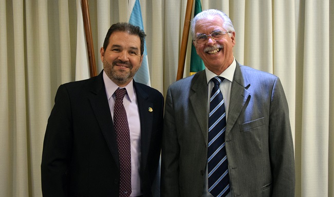 Senador recebe secretário de Agricultura do município de Resende